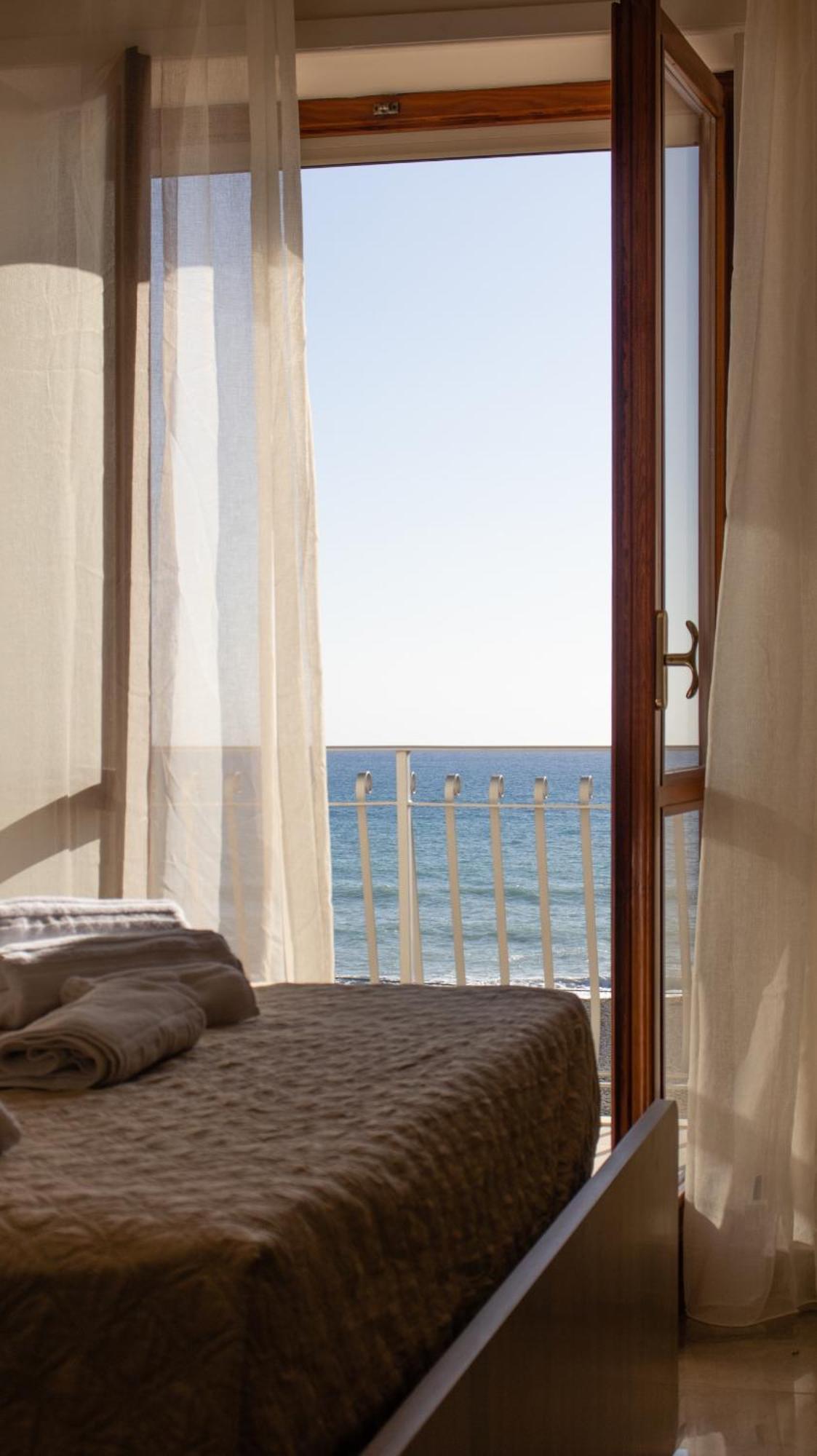 Bed & Breakfast Nonno Gigi - Falerna Marina Exterior foto